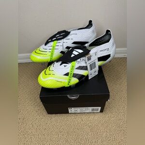 Adidas Predator Elite Fold Over Tongue Firm Ground Soccer Cleats (Men’s Size 9)